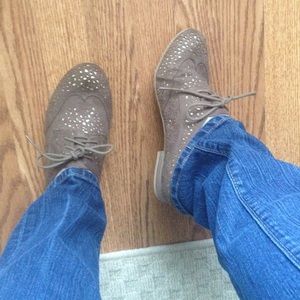 Brown and gold oxfords