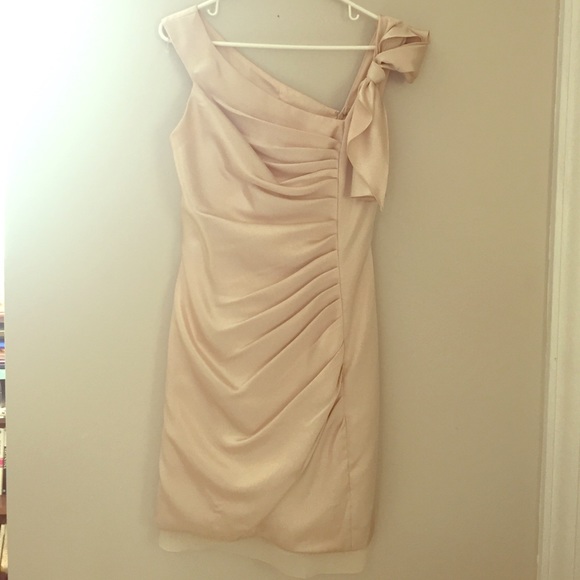 champagne silk vera wang dress Vera Wang | Dresses | Vera Wang Champagne Dress