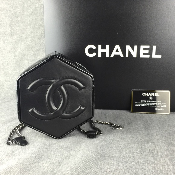 🎉 SOLD Chanel evening bag/wristlet - Picture 3 of 3