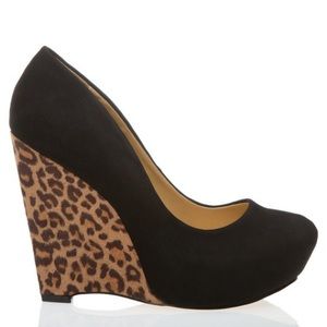 ShoeDazzle // Black + Leopard Platform Wedge