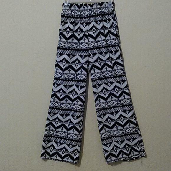 Wide leg pants