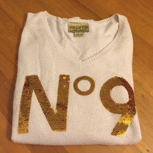 Wildfox light pink sweater saying N°9