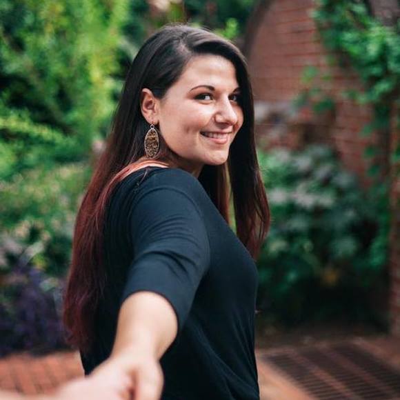 Meet your Posher, Maria