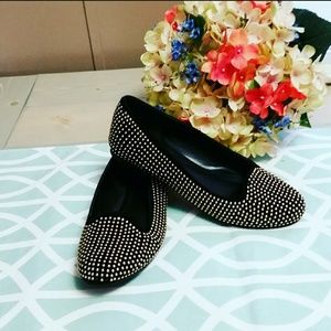 🌻 Gold studded flats