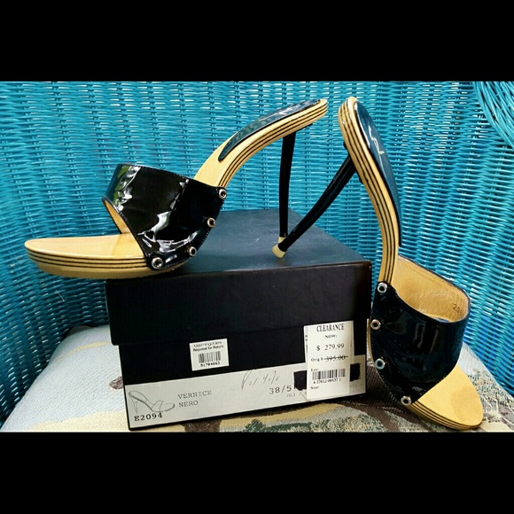 Authentic Italian Designer Giuseppe Z Sandals