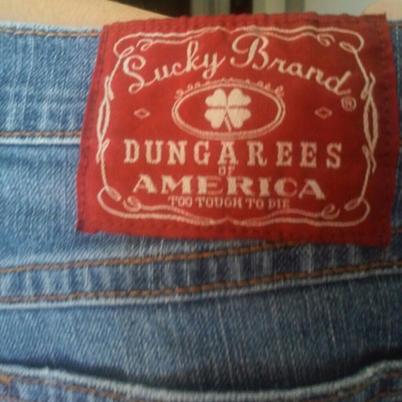 Jeans - Picture 3 of 4