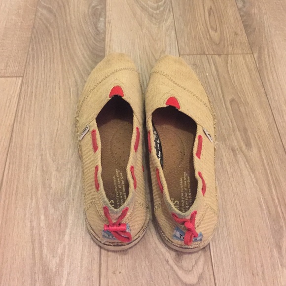 Toms shoes
