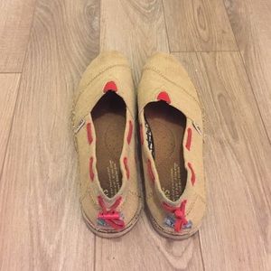 Toms shoes