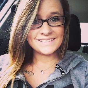 Meet your Posher, Kayla