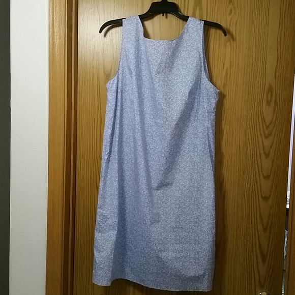 GAP Dress - Picture 2 of 4