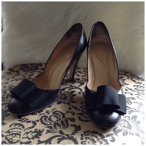 kate spade Shoes - Kate Spade black heels, size 7.5