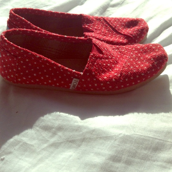 Polka-Dot Toms