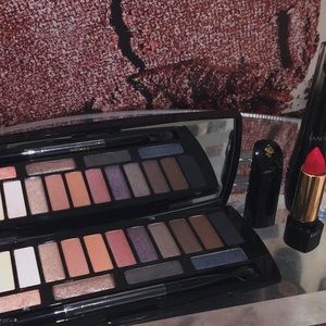 Meet your Posher, Caitlyn