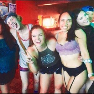 Meet your Posher, Deanna