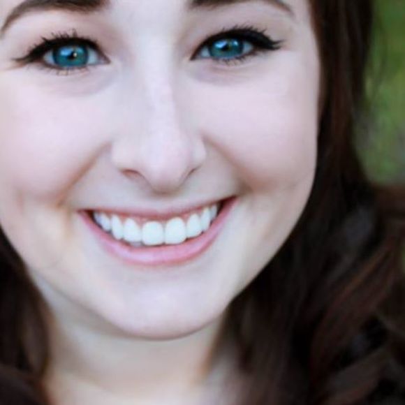 Meet your Posher, Brittany - Picture 1 of 1