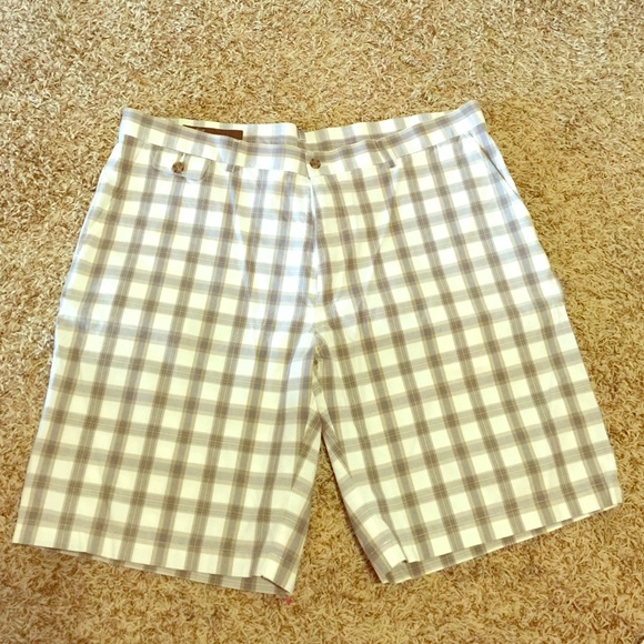 👨🏼Perry Ellis Men's Plaid Shorts size 38