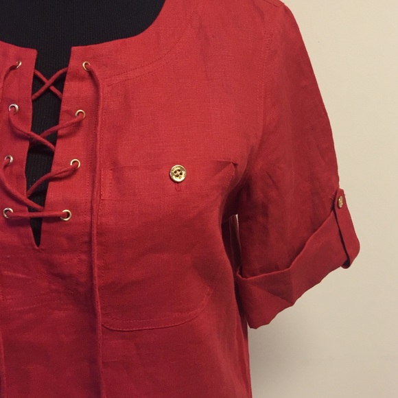 ❗️SOLD❗️Gorgeous Ralph Lauren Top 😍 - Picture 4 of 4