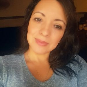 Meet your Posher, Evett