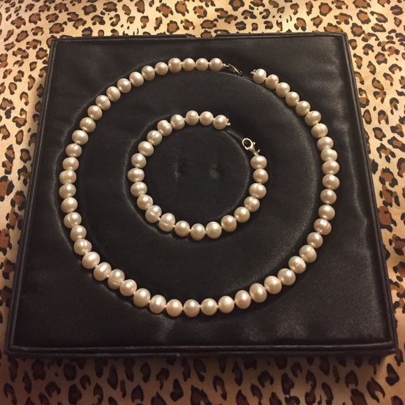 Accessories - New Pearl set