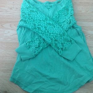Khols mint green shirt laced on the arms