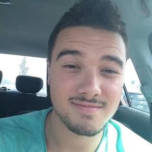 Meet your Posher, Eduardo