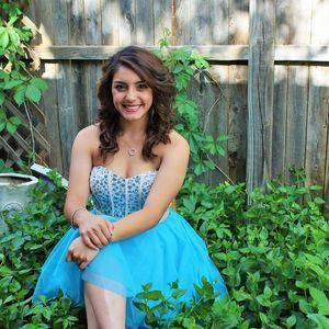 Meet your Posher, Nikki