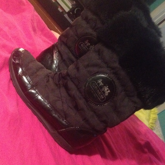 Coach boots