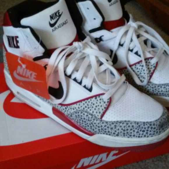 Nike air assault for men