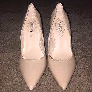 Guess Pointy toe heels