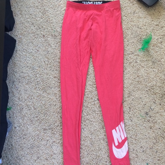 Nike leggings