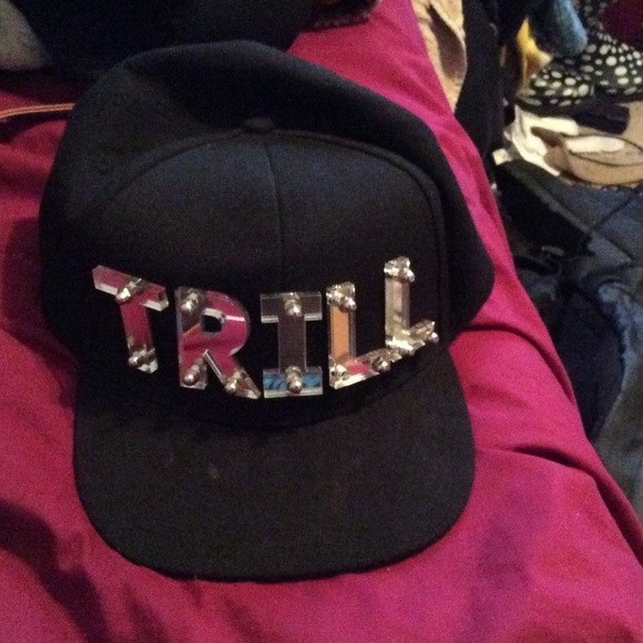 Trill hat