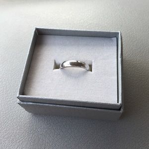 14k white gold wedding band