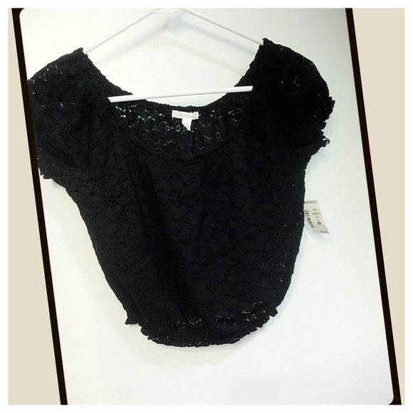 Brand new with tags Aeropostale crop top