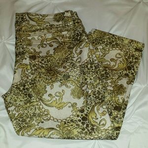 Gold shimmer printed capris
