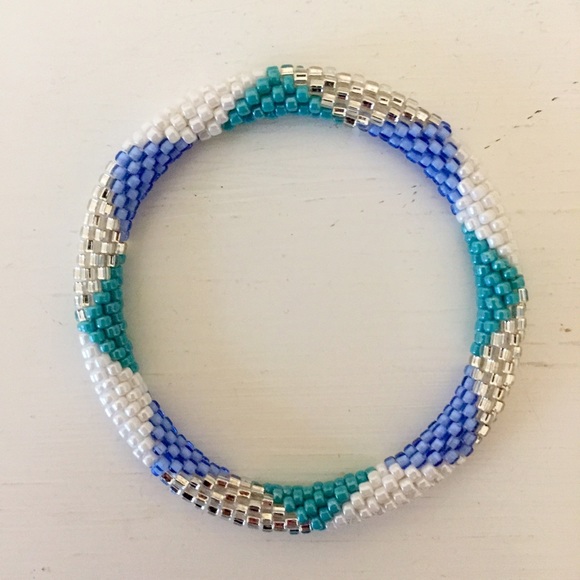 White, blue and silver Lilly + Laura bracelet