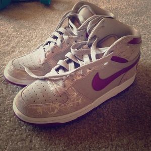 Nike high top sneakers