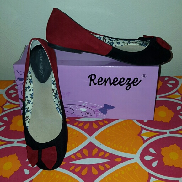 Cute red and black bow flats! Vegan. Worn once!