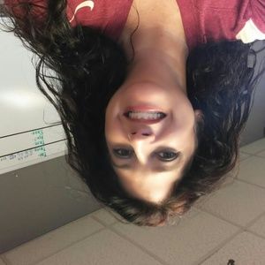 Meet your Posher, Dana