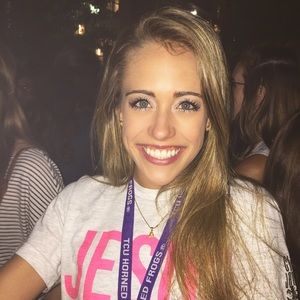 Meet your Posher, Lily