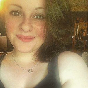 Meet your Posher, Adria