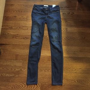 Dark wash Hollister Jeggings