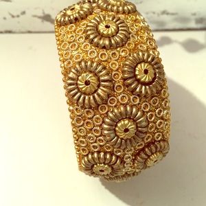Great gold and rhinestone bangle