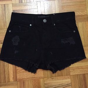WORN ONCE HIGH-WAISTED BLACK JEAN SHORTS