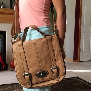 Fossil CrossBody for @ica_comel ( new listing )