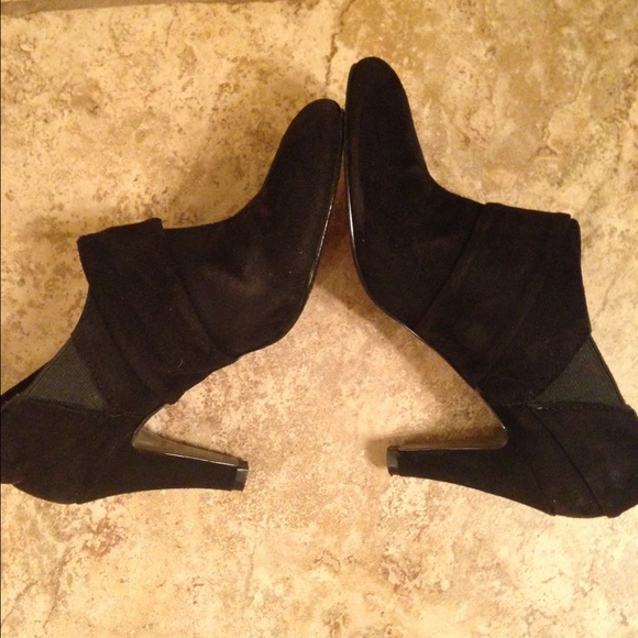 Tahari Black Suede Booties
