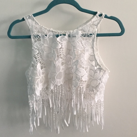 White lace crop top - Picture 1 of 3