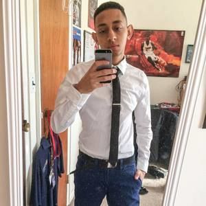 Meet your Posher, Alex