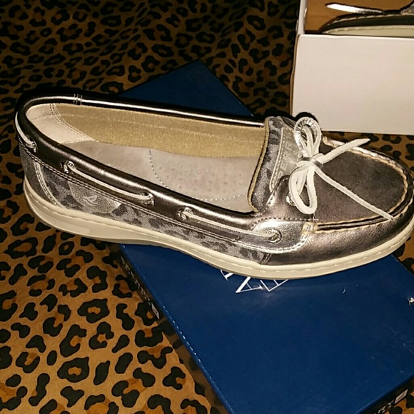 Boat shoes