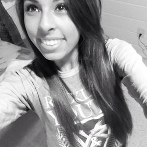 Meet your Posher, Ana