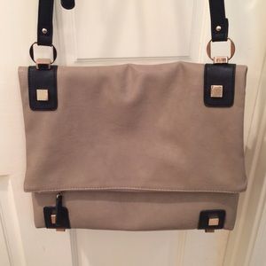 Cross body purse